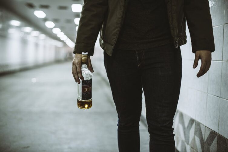 Le conseguenze dell'alcol per la personalità